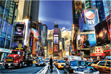 TDC Games World's Smallest Puzzle - Times Square - Measures 4 x 6 inches when assembled - Includes Tweezers